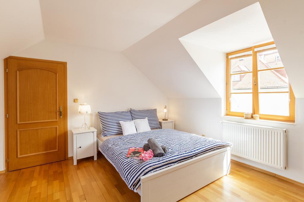 Old Town Charles Apartments Ceske Budejovice Exterior photo